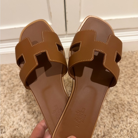 Hermes Tan Brown Oran H Slide Leather Sandals - Picture 9 of 12